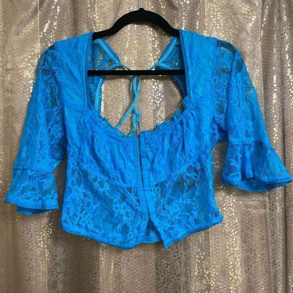 Urban Outfitters Malibu Blue Jaqueline Lace Romantic Crop Top Small NWOT